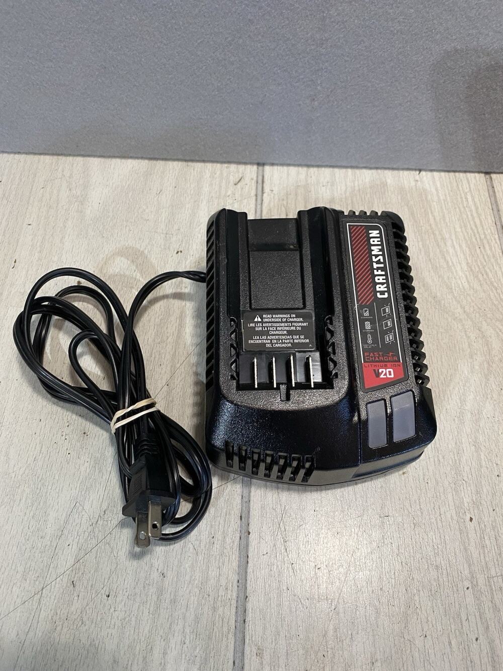 CRAFTSMAN 20V LITHIUM-ION FAST CHARGER CMCB104 (AZP029681)
